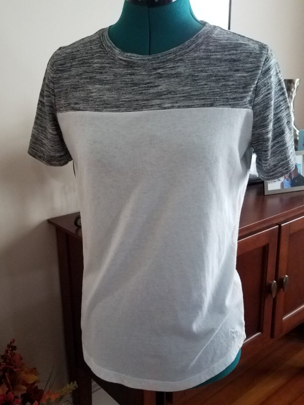 Victoria's Secret Pink T-Shirt Short Sleeve Women's XS will fit S
